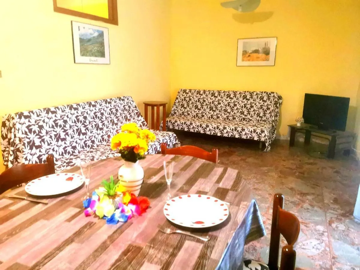 Stella Di Mare Apartment Giardini Naxos