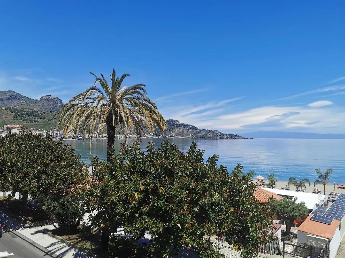 Stella Di Mare Apartment Giardini Naxos Italy