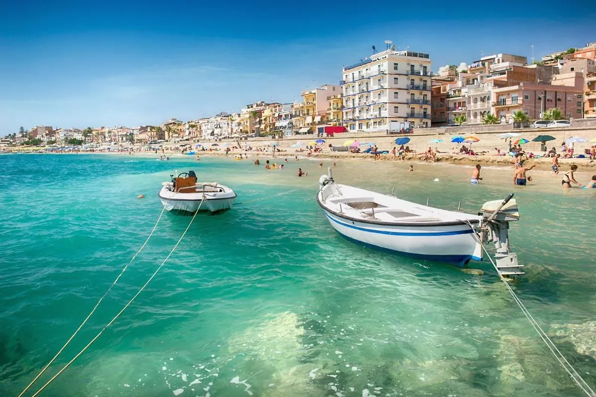 Stella Di Mare Apartment Giardini Naxos Italy